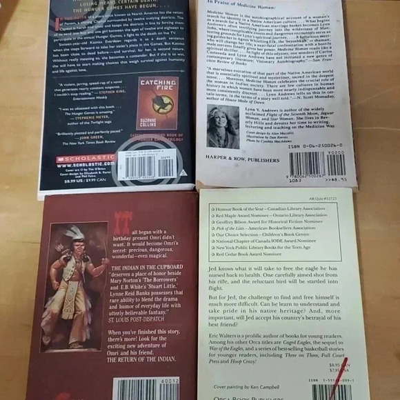 Books (3) - Picture 3 of 13